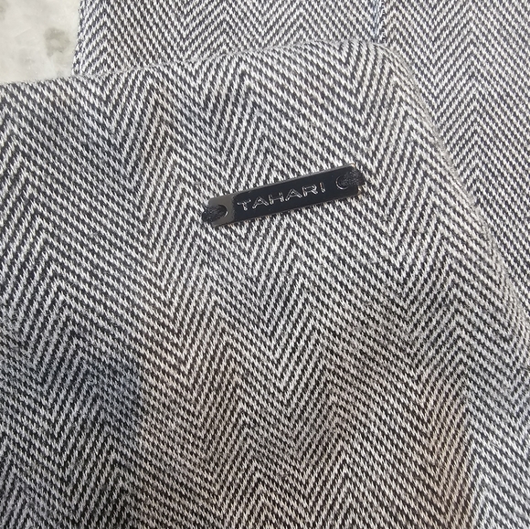 Tahari Pull-On Herringbone Knit Pants Size M – Stretch Career Style - Picture 8 of 11